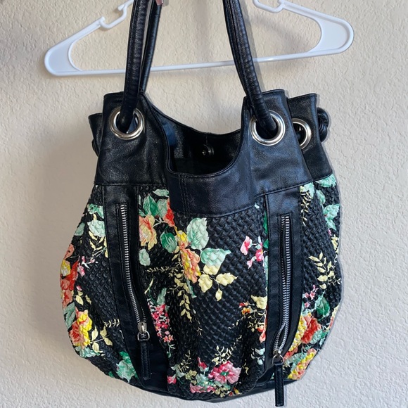 Fun purse! - Picture 2 of 3